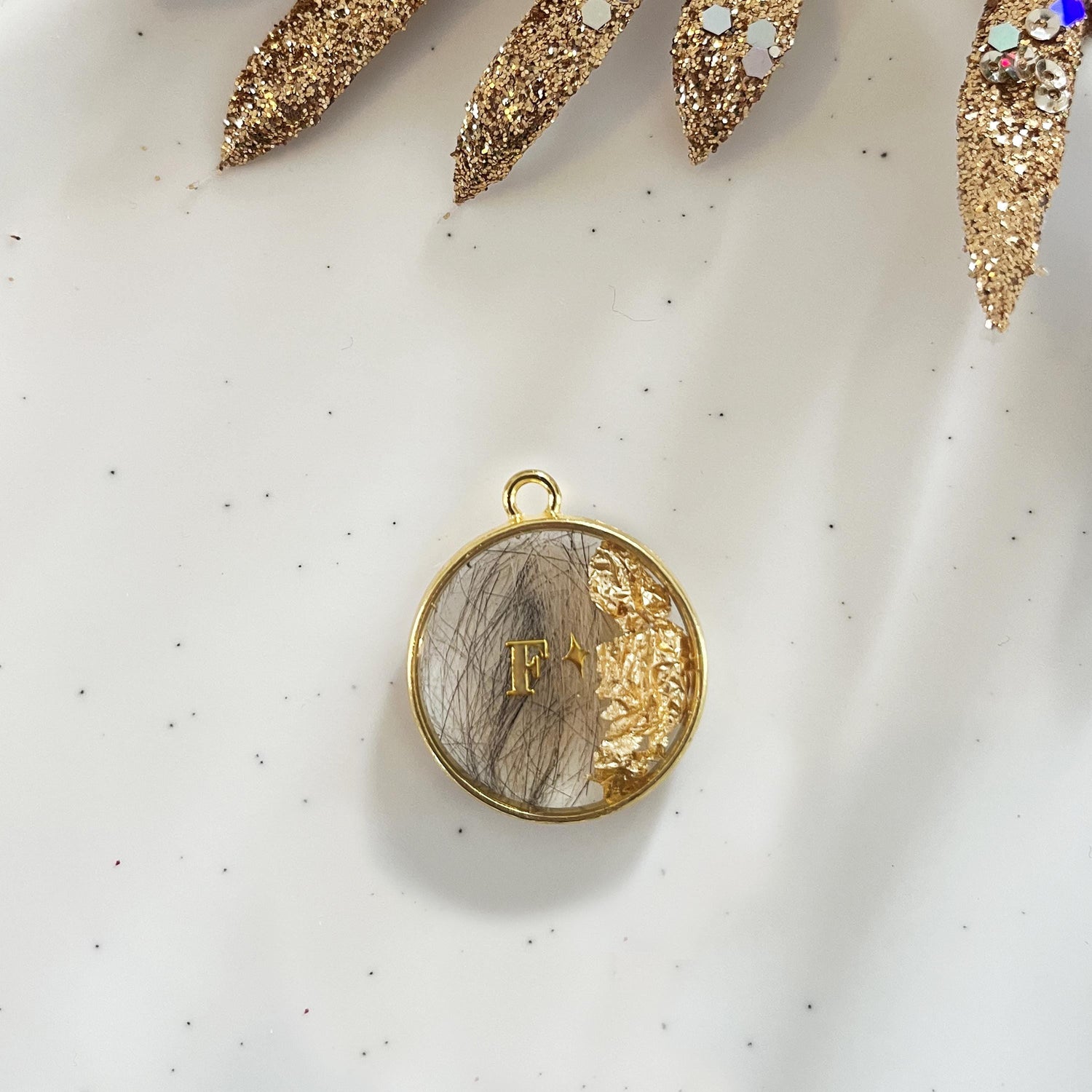 Bijoux Mémoire personnalisés : Pendentifs & porte-clés souvenir