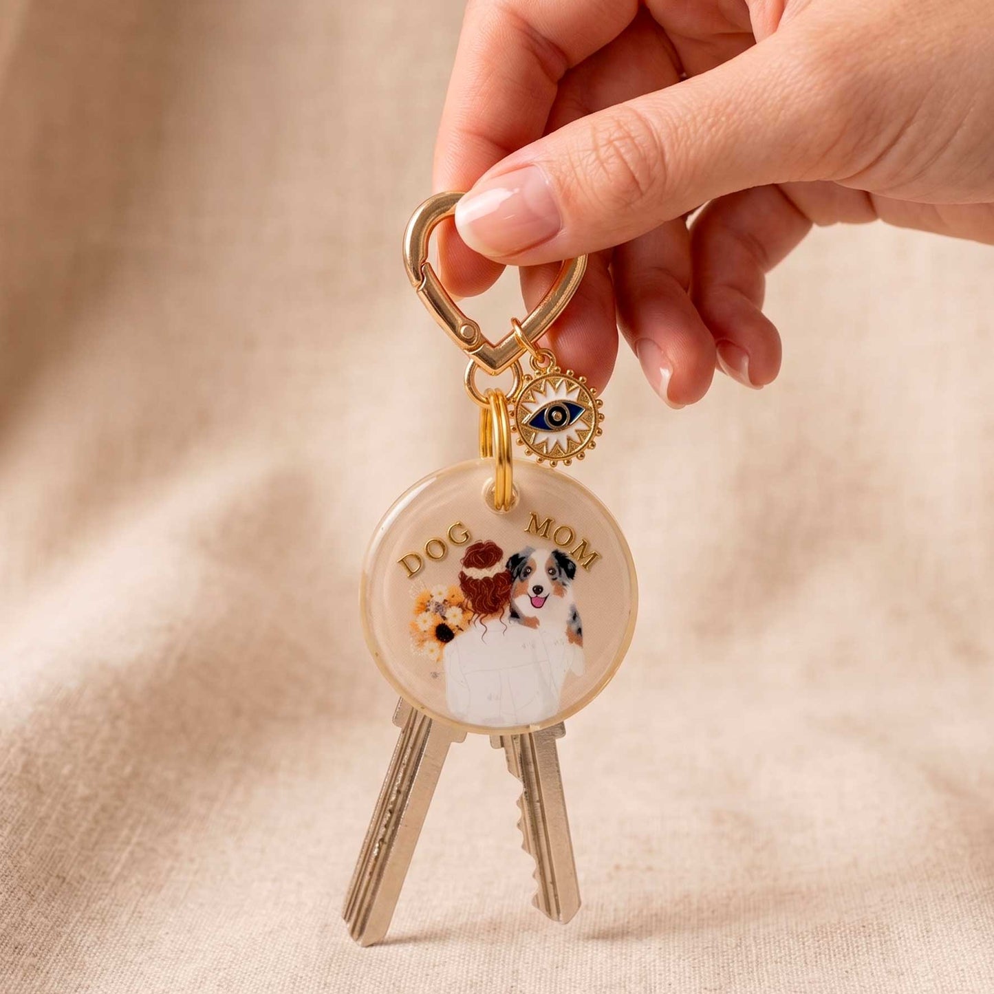 Médaillon rond Dog Mom personnalisé avec illustration femme et chien en résine