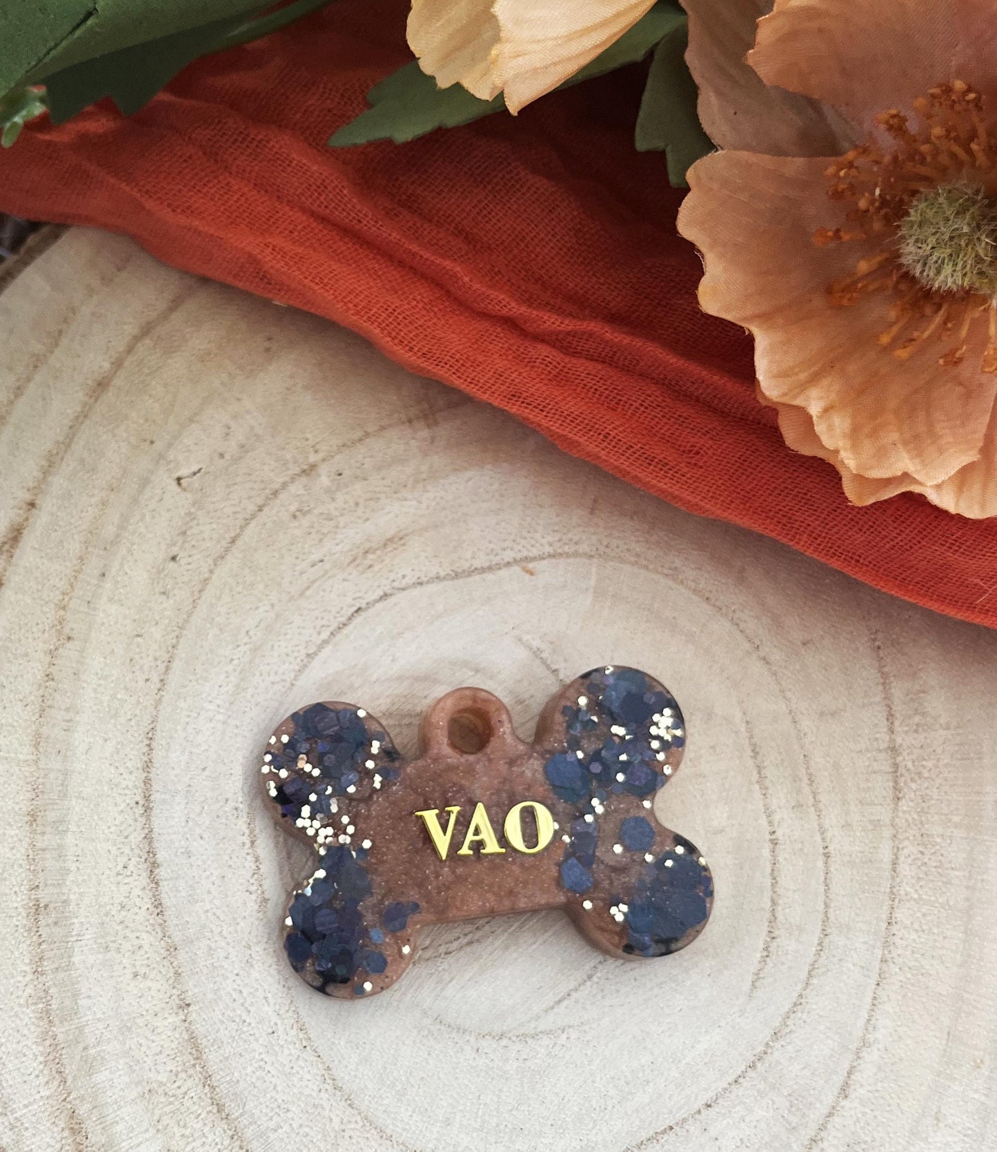 Médaille chien personnalisée en résine – Os Noir Pailleté