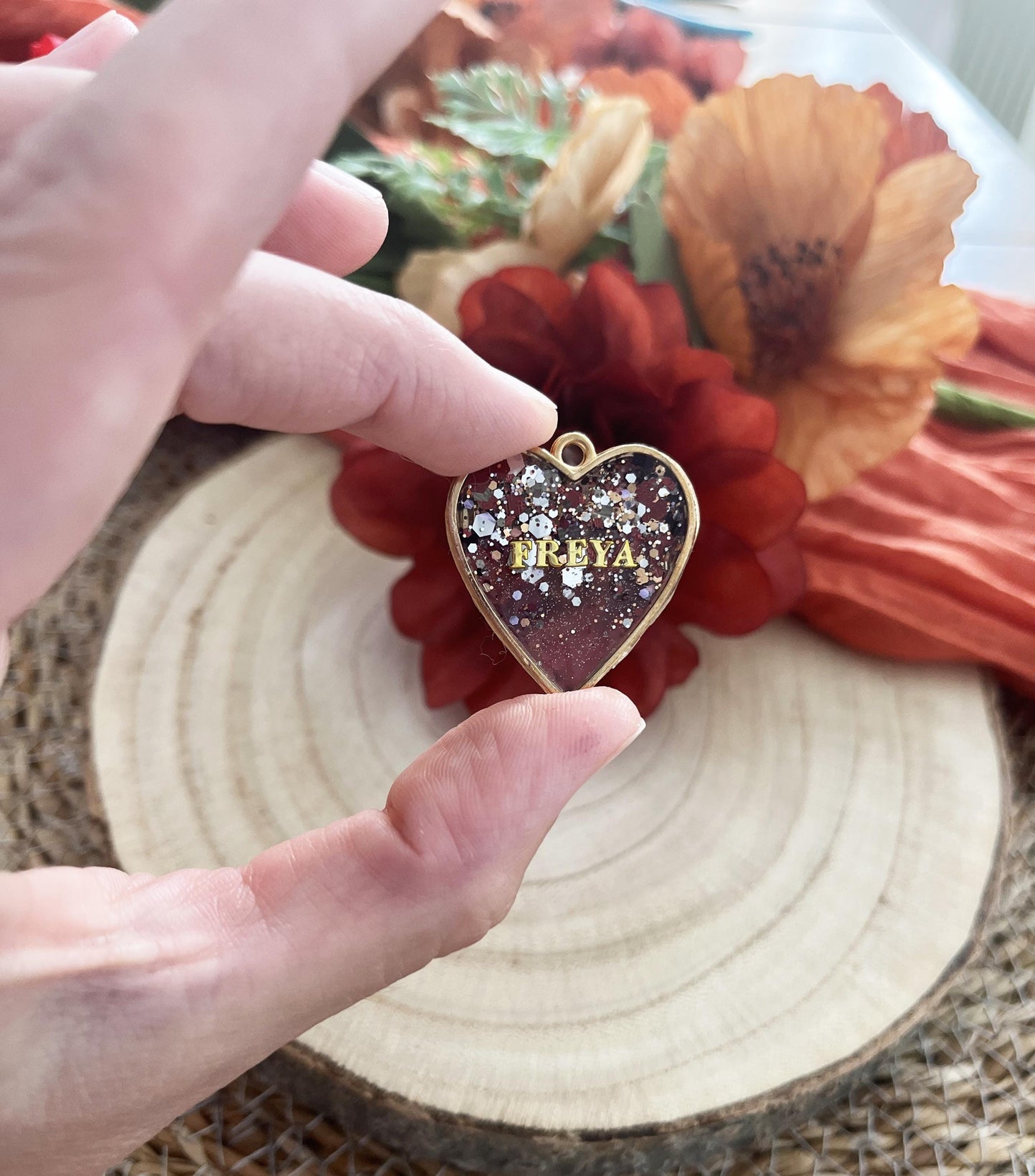 Médaille cœur strass personnalisée pour chien ( résine époxy )